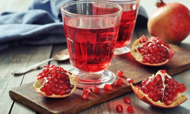You can get rid of worms within a week by using a decoction based on pomegranate. 